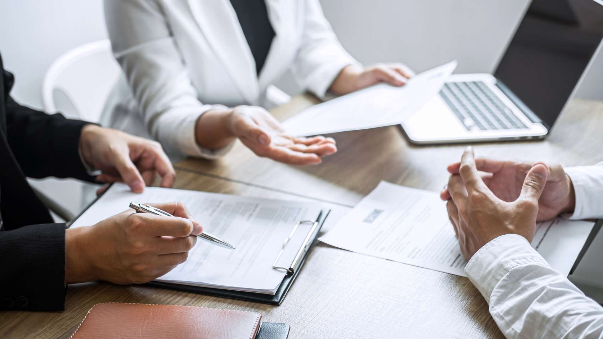 ¿Cómo hacer un currículum vitae? - Serlog Consultoría de Recursos Humanos en Zaragoza