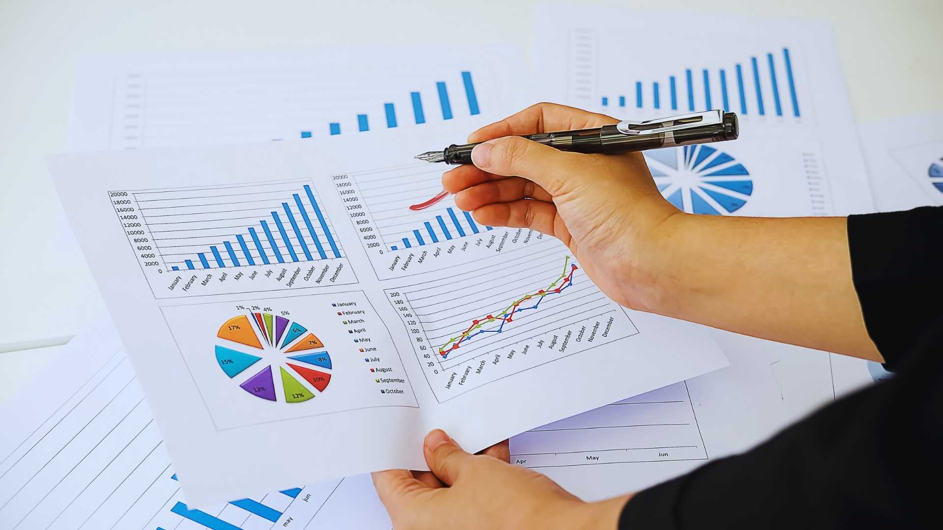 Re-skilling y up-skilling: claves para preparar a tu equipo para el futuro - Serlog