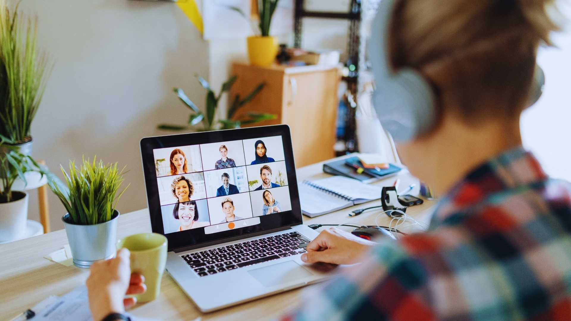 Teletrabajo y bienestar: claves para mantener el equilibrio en la era híbrida - Serlog